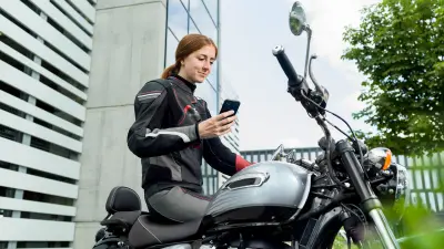 より安全で効率的な二輪車の未来のために： ボッシュの革新技術をEICMA 2024で紹介