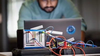 ボッシュ、汎用車載ソフトウェアの開発を集約