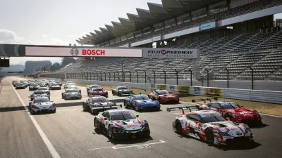 ボッシュがサポートする「SUPER GTの世界」 写真提供：GTA
