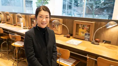 産休・育休を経て、現在は特許調査の仕事に携わる社員T 