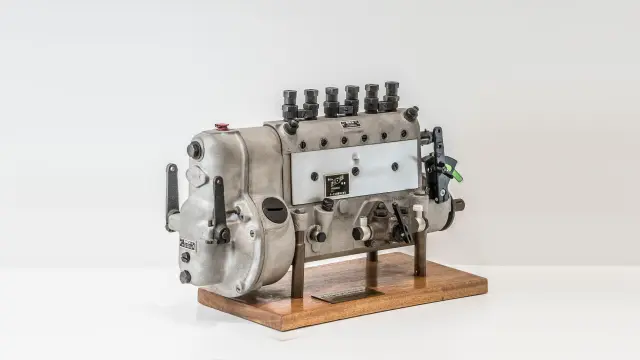 1927 | 商用車用ディーゼル燃料噴射システム