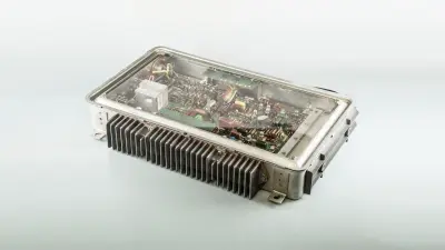 1967 | 電子制御式ガソリン燃料噴射システム「ジェトロニック」