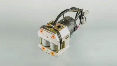 1995 | モーターサイクル用ABS